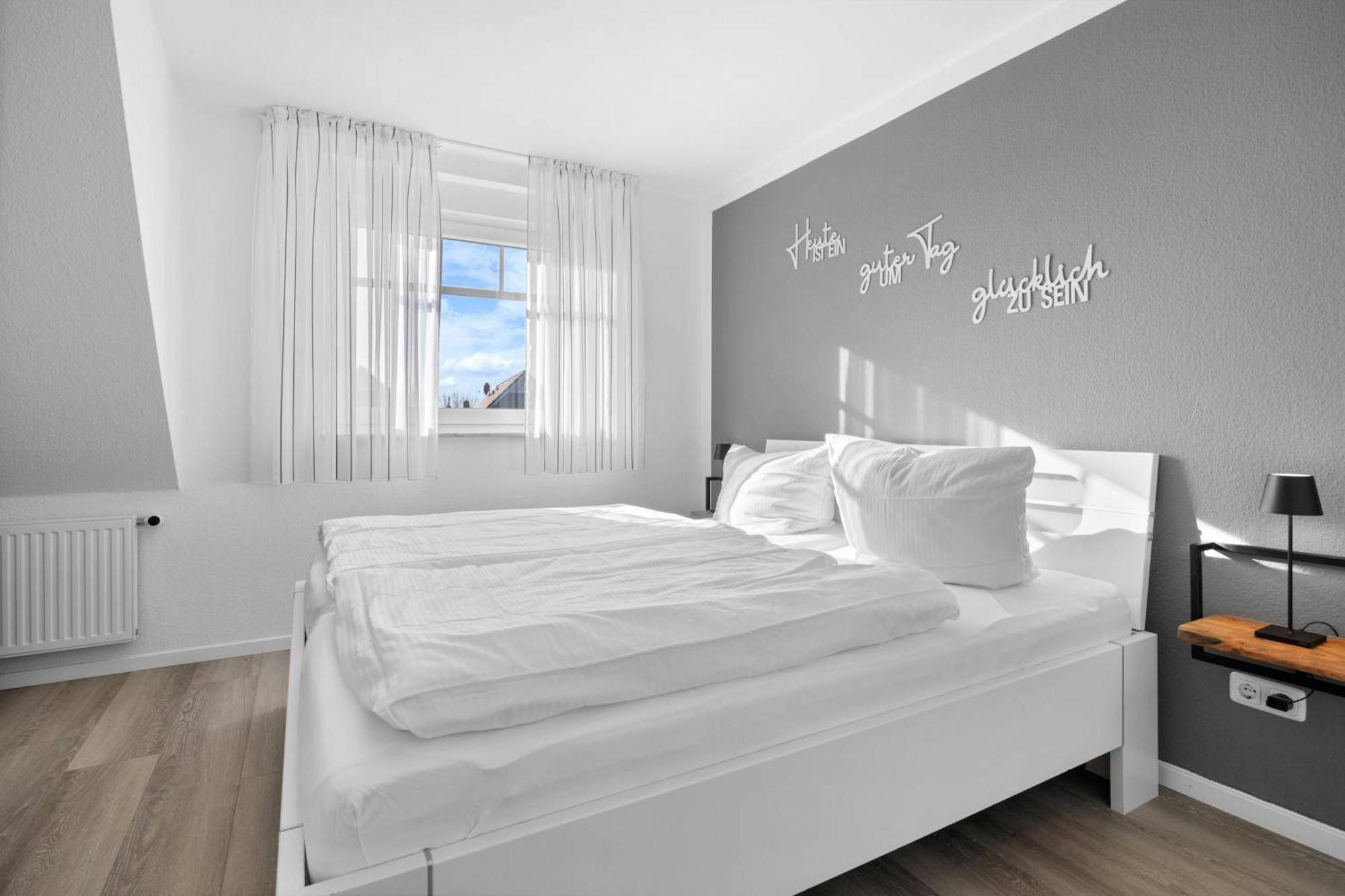 Ferienhaus Wattwurm Hooksiel Bagian luar foto